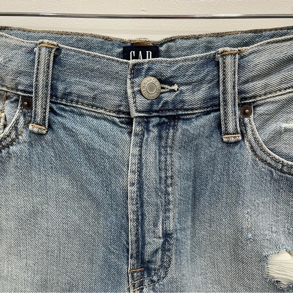 Gap 5 Pocket Light Wash Distressed Denim Shorts Size 14 Raw Hem - Picture 4 of 13